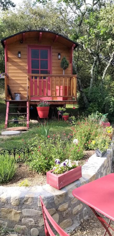 Roulotte Romantique Chauffee En Cevennes Monteils  Bagian luar foto